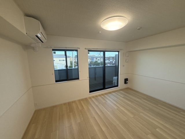 ヒカルサ東加古川の玄関