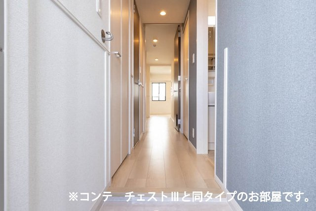 ヒカルサ東加古川の玄関