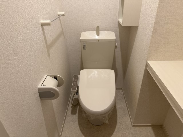 ミモザのトイレ