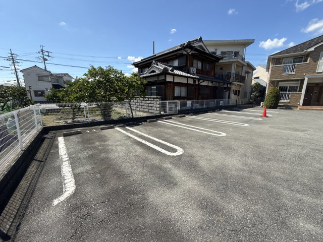 アルコバレーノⅠの駐車場