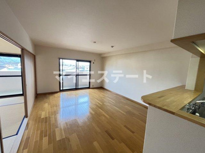 【居間・リビング】 | リファインドF | 別部屋写真