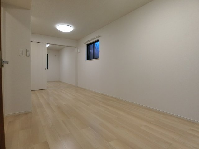 フォレストパレスの居間・リビング