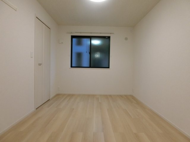 フォレストパレスの洋室
