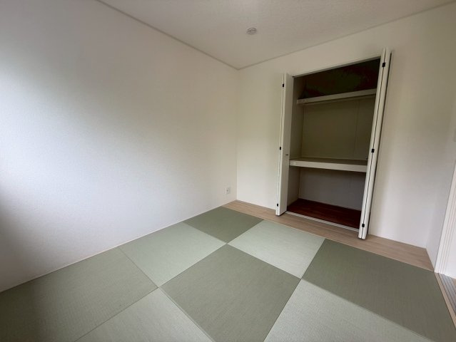 ♥♥糸満市座波第3-①号棟（全4棟）の和室