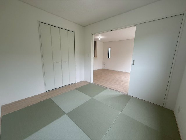 ♥♥糸満市座波第3-①号棟（全4棟）の和室