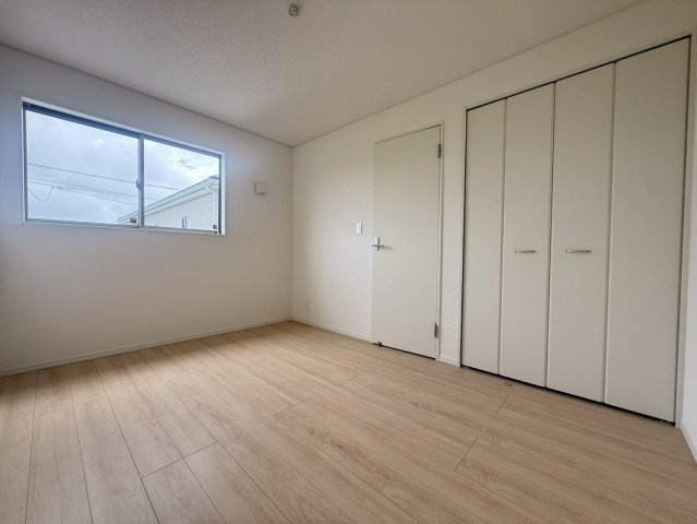 ♥♥糸満市座波第3-①号棟（全4棟）の洋室