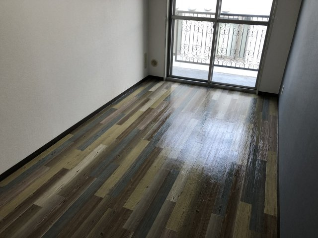 ポンデロッサ鶴見Ⅱの洋室|スタンダードな洋室です