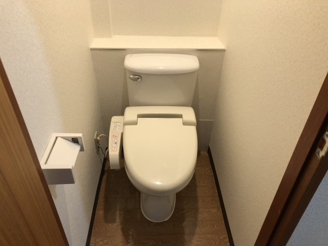 ポンデロッサ鶴見Ⅱのトイレ|落ち着いたトイレです