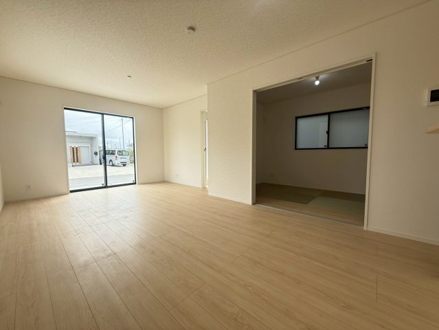 ♥♥糸満市座波第3-②号棟（全4棟）
