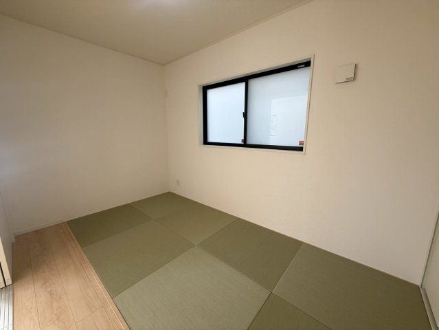 ♥♥糸満市座波第3-②号棟（全4棟）