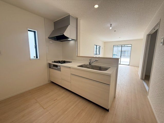 ♥♥糸満市座波第3-②号棟（全4棟）