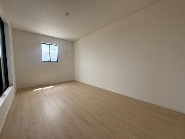 ♥♥糸満市座波第3-②号棟（全4棟）