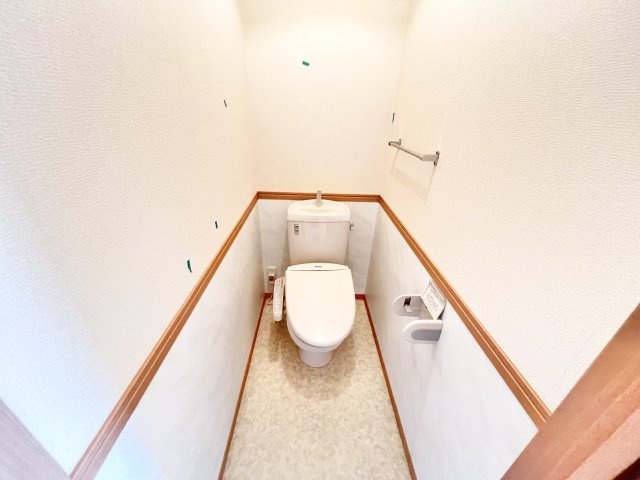リビングタウンみつわ台のトイレ|※別部屋参考写真