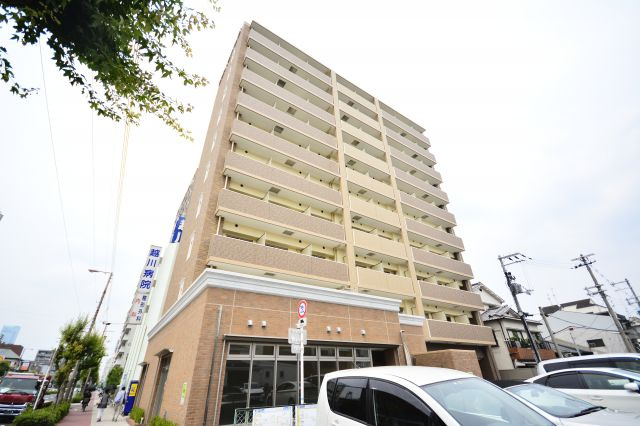 クローバー・グランデ昭和町の外観