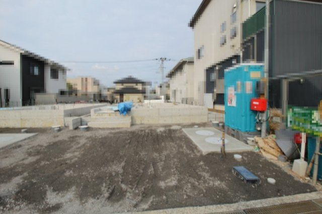 高知市針木東町　第1　2号棟　新築戸建　(全2区画)の外観|建物面積　90.72㎡（約27.44坪）１階　46.98㎡　２階　43.74㎡　
