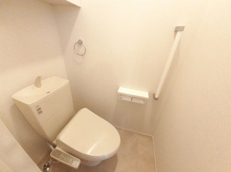 【トイレ】 | Ｌ＆Ｃ　Ｍｏｃａ　Ⅱ | 落ち着いた色調のトイレです
