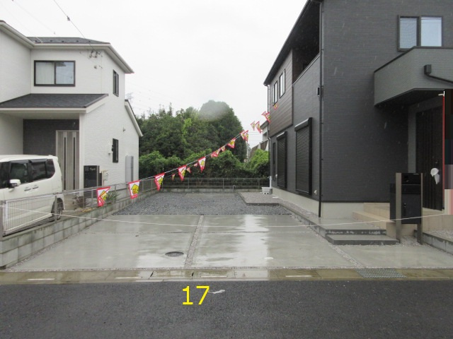 【仲介手数料無料】新築戸建　東松山市石橋1630-6（全31棟）の駐車場
