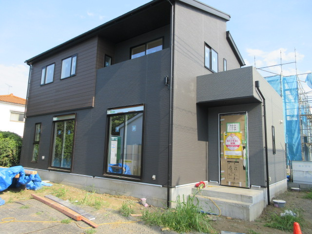 【仲介手数料無料】新築戸建　東松山市石橋1630-6（全31棟）の前面道路含む現地写真