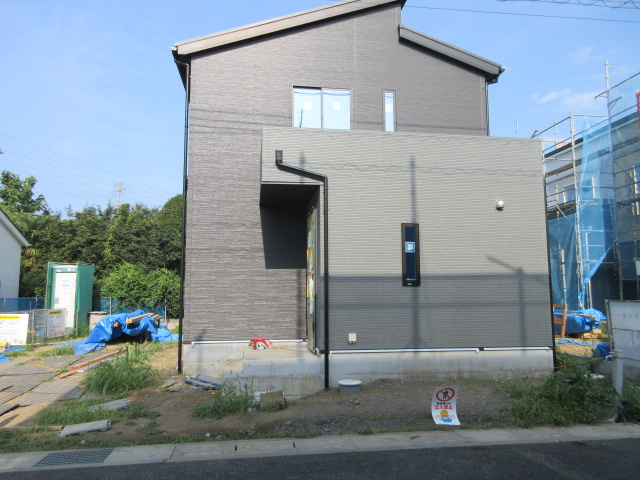 【仲介手数料無料】新築戸建　東松山市石橋1630-6（全31棟）の前面道路含む現地写真