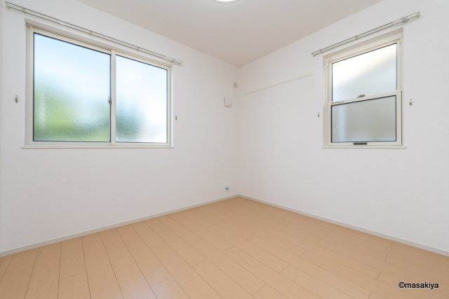 ミント　ブリーゼ Ⅱの洋室