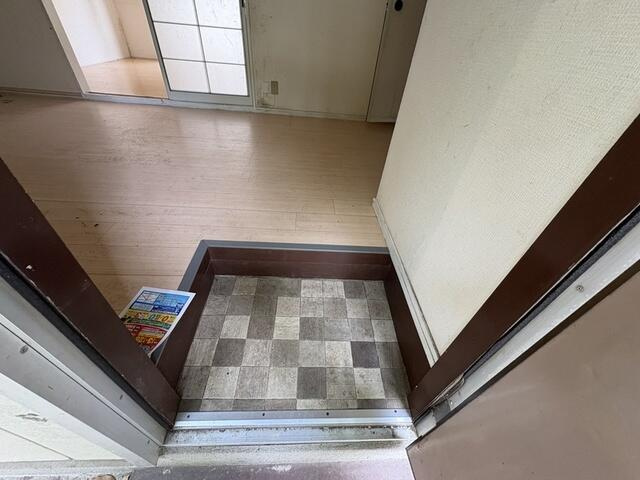 スカイハイツBの玄関