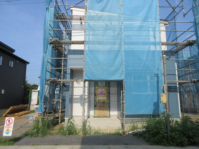 【仲介手数料無料】新築戸建　東松山市石橋1630-6（全31棟）の前面道路含む現地写真