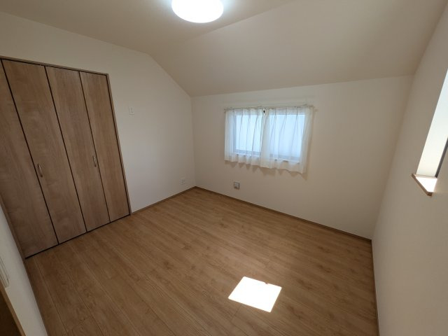 白井市南山Ⅲ　A号棟の洋室