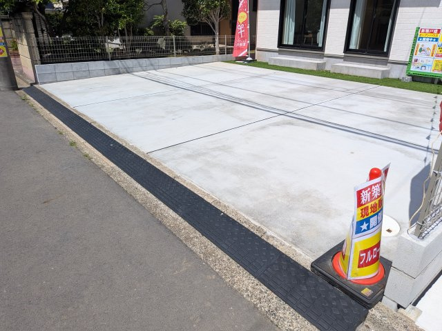 白井市南山Ⅲ　A号棟の駐車場