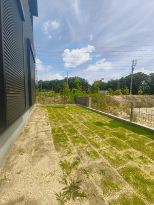 【庭】 | 緑区徳重3丁目新築戸建 | キャンペーン対象物件です♪詳細は弊社ホームページもしくはスタッフまでお気軽にお問合せ下さいませ♪ お役に立てる自信があります♪