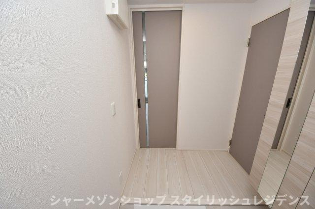 D-ROOM原町の玄関