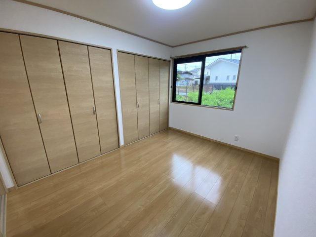 ハイカムール保戸野の洋室|洋室6帖