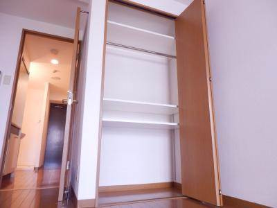 SHICATA　SIX　BLDG（シカタシスビルディング）の収納|クローゼット