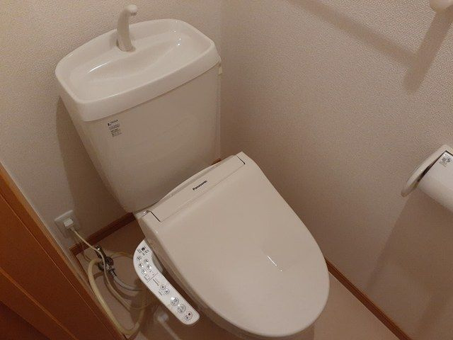 メゾン・ヌーベル　Ａのトイレ