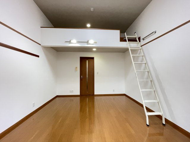※画像は同物件別室となります。