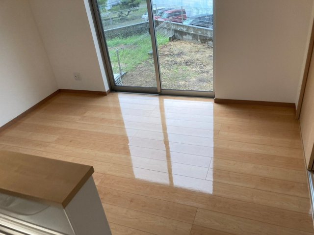 メゾン・ド・元町の居間・リビング|同建物別部屋 現況優先