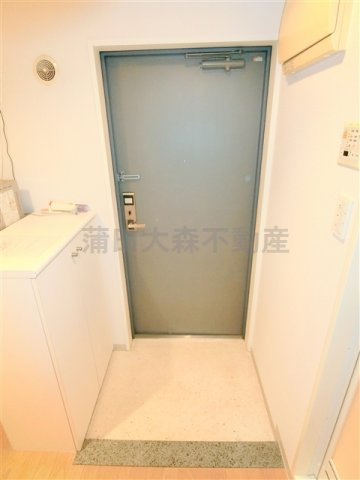 Urban　Link蒲田の玄関
