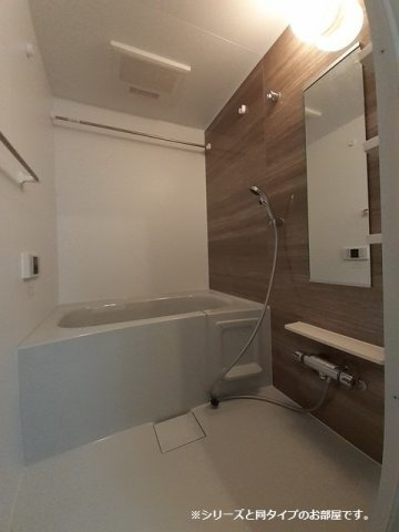 エスペランサ　俊の浴室