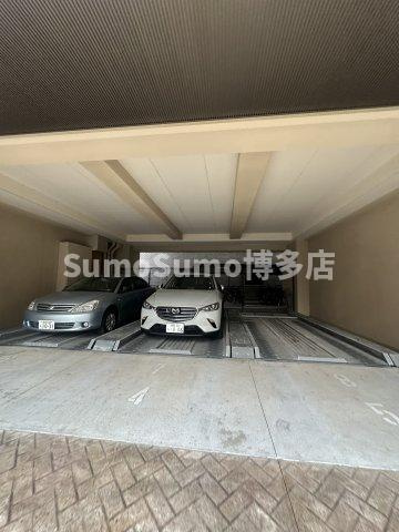 サヴォイ　リトリートハウスの駐車場