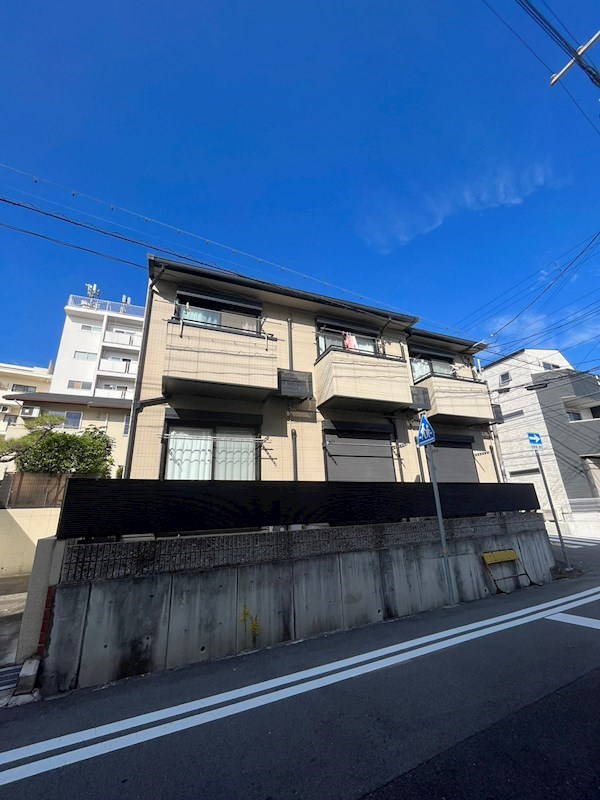 ポミエ六甲の外観