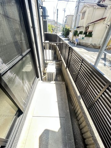 ポミエ六甲のバルコニー