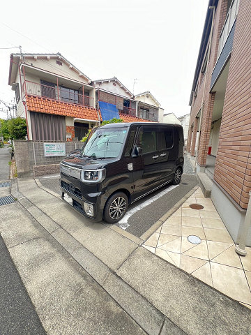リッジライン東の駐車場