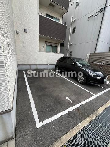 フジパレス大物駅北Ⅰ番館の駐車場