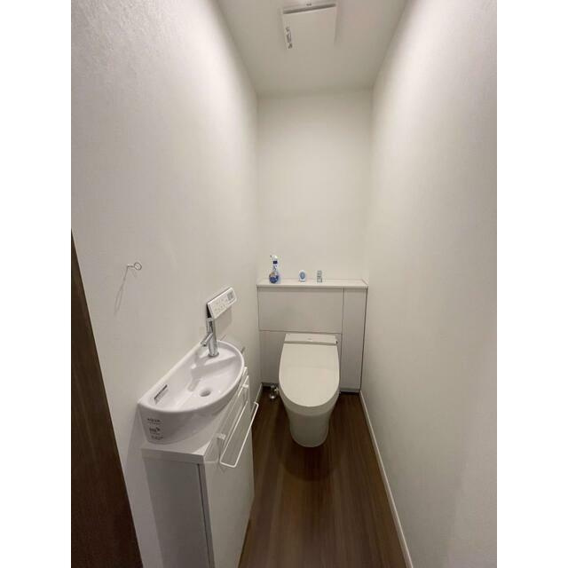 Casa　Aspere　Jiyugaokaのトイレ