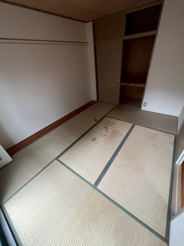 ハーモニーマンションA棟の和室