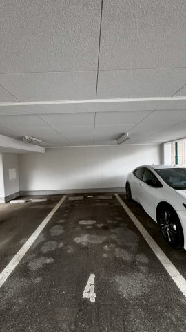 パークノヴァ室見南の駐車場