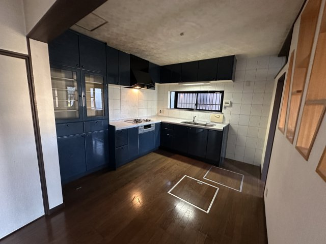 堺市西区上　中古一戸建のキッチン