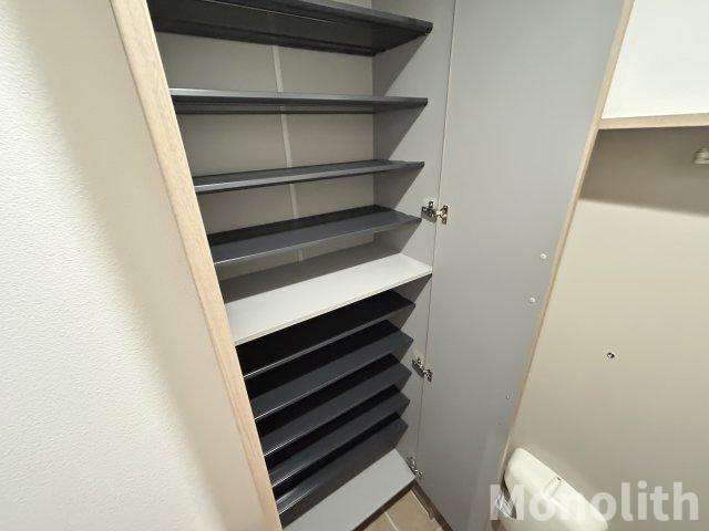 プレミアムスイート岸和田駅前の収納