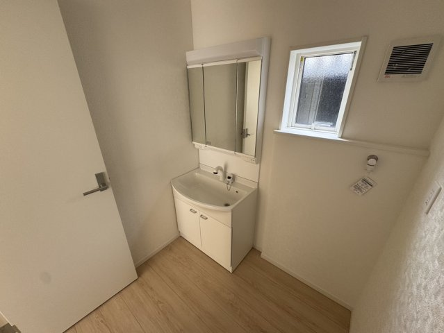 上里町神保原町第６　の前面道路含む現地写真|現地前面道路（2026年05月19日）撮影