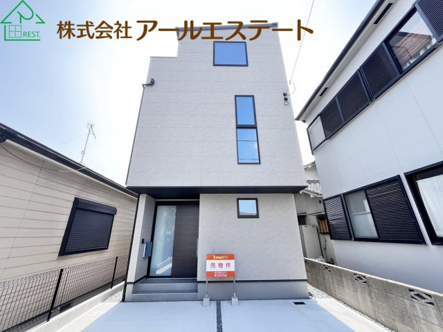 加古郡播磨町東本荘3丁目　　山陽電鉄「播磨町駅」徒歩8分の前面道路含む現地写真