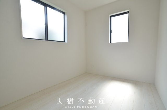 【洋室】 | 海老名市国分寺台５丁目　新築戸建て　全1棟【仲介手数料無料】 | 2階　洋室4（3.75帖）